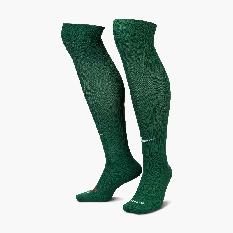 Snug Fit Pilates Grip Sock-Nike Keeper Classic II Socks [8 Colors]