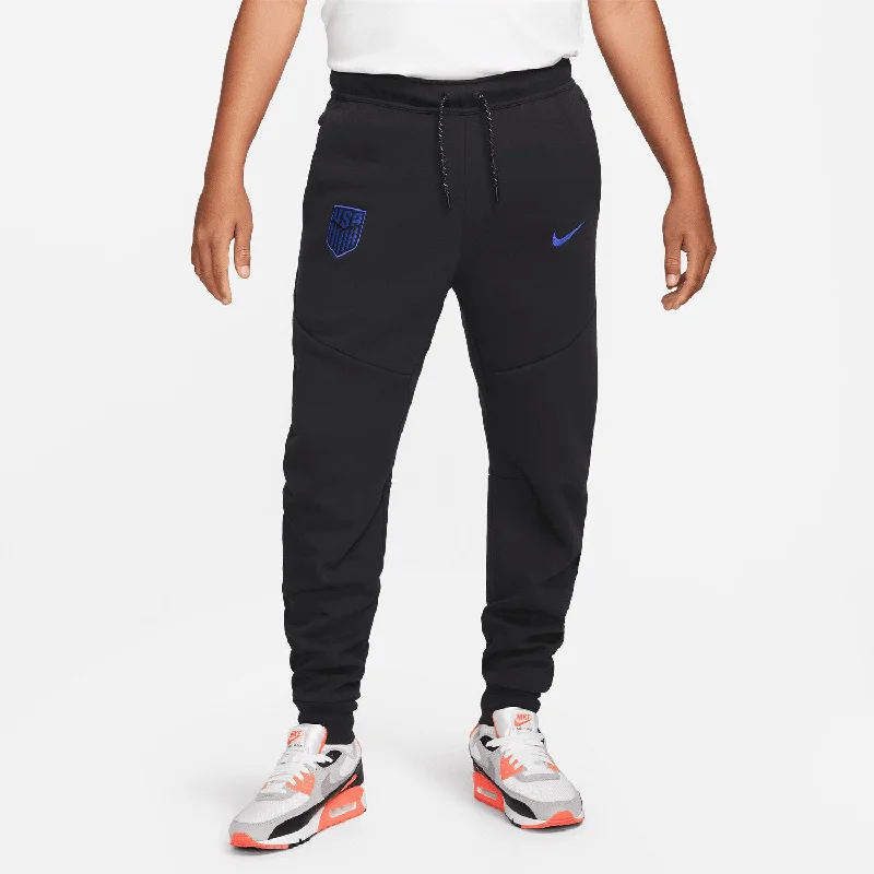 Wrinkle-Resistant Travel Pants-Men's Nike USA Tech Fleece Black Jogger Pants